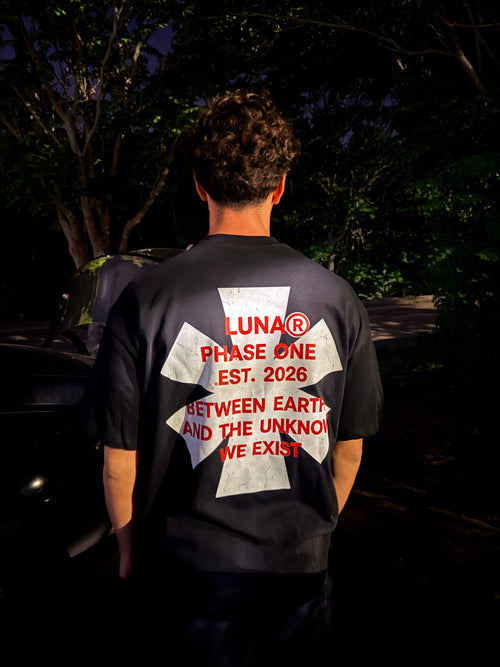 LUNA Phase One siyah oversize tişört sırt baskısı